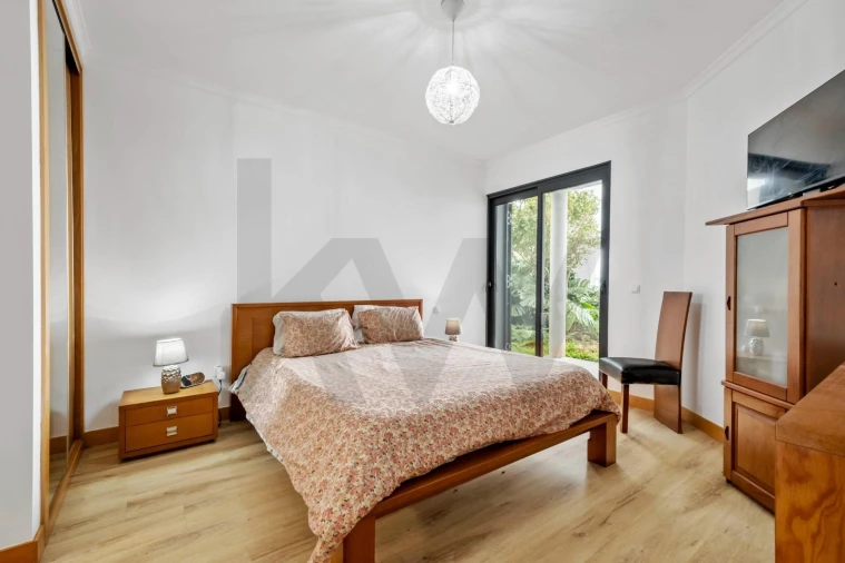 Moradia T4 para Venda em Arco da Calheta Foto 20