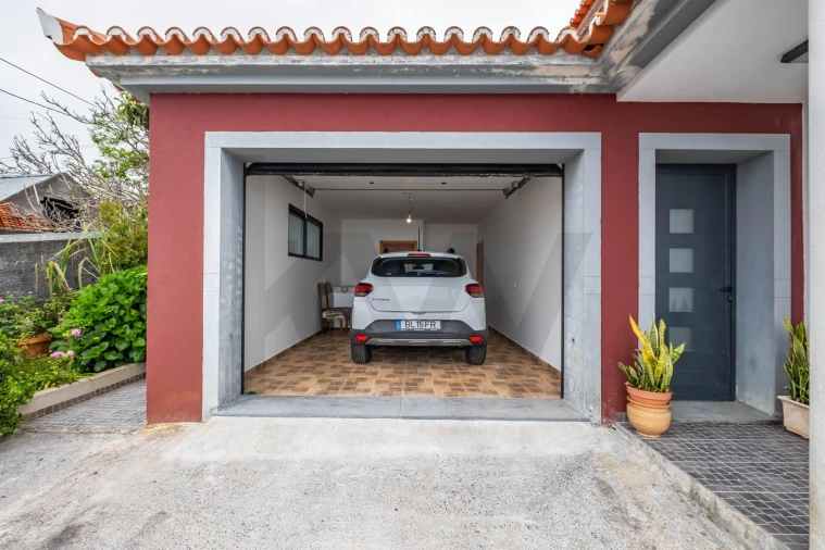 Moradia T4 para Venda em Arco da Calheta Foto 39