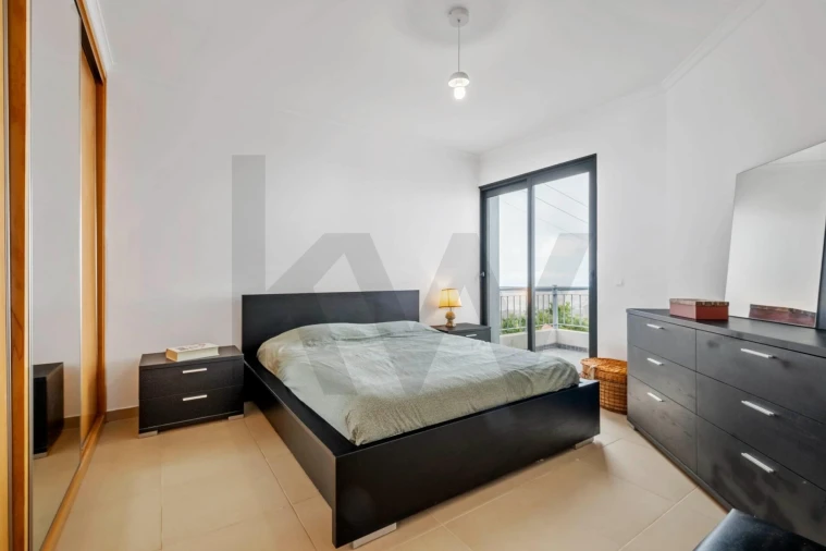 Moradia T4 para Venda em Arco da Calheta Foto 33