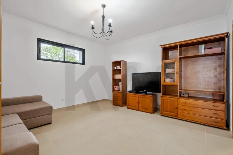 Moradia T4 para Venda em Arco da Calheta Foto 30