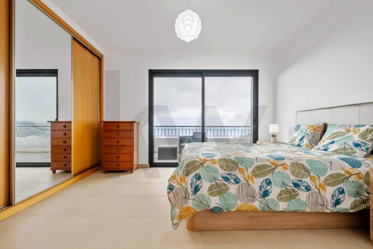 Moradia T4 para Venda em Arco da Calheta Foto 28