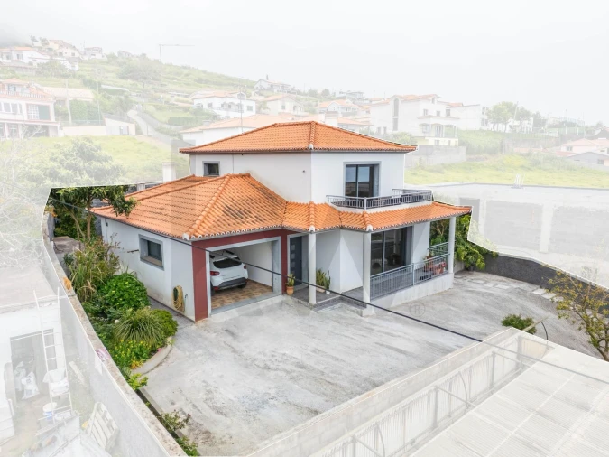 Moradia T4 para Venda em Arco da Calheta Foto 60