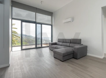 Moradia T2 para Venda em Santa Cruz