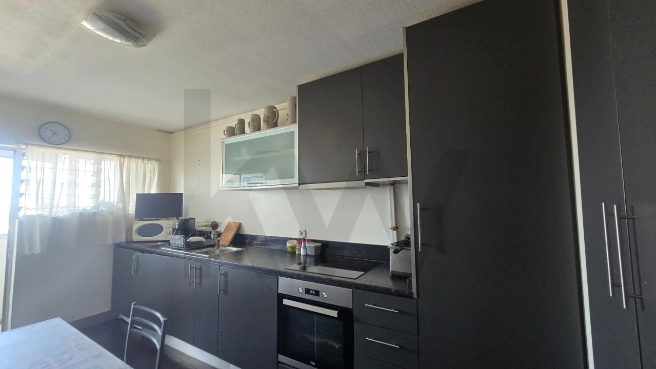 Apartamento T3 para Venda em Vilar de Andorinho Foto 7