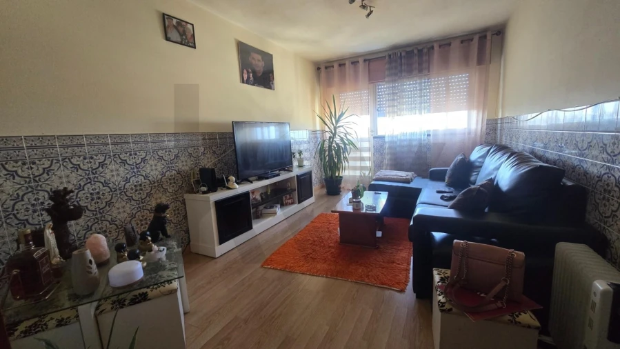 Apartamento T3 para Venda em Vilar de Andorinho Foto 11