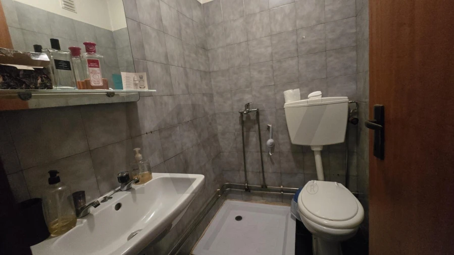 Apartamento T3 para Venda em Vilar de Andorinho Foto 22