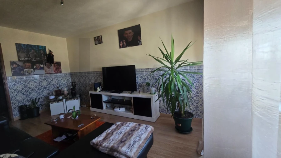 Apartamento T3 para Venda em Vilar de Andorinho Foto 13
