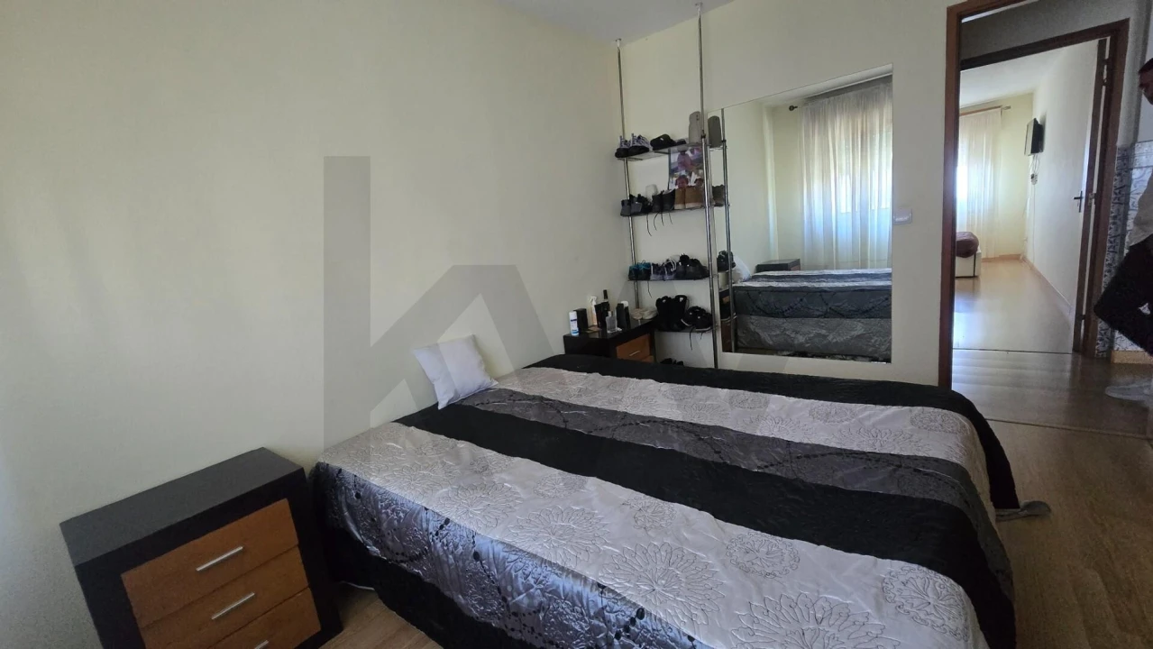 Apartamento T3 para Venda em Vilar de Andorinho Foto 20