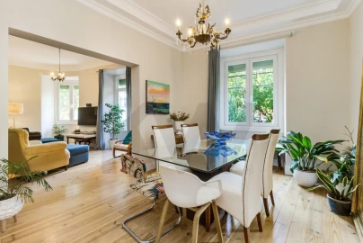 Apartamento T5 para Venda em Arroios