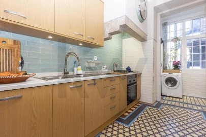 Apartamento T5 para Venda em Arroios