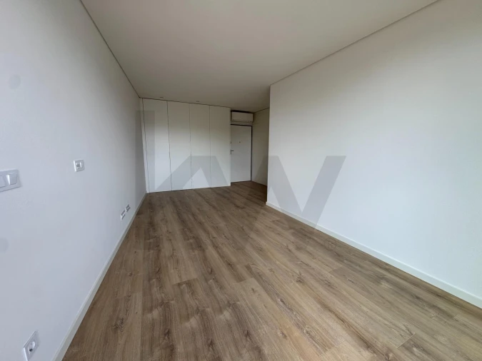 Apartamento T2 para Venda em Esgueira Foto 3