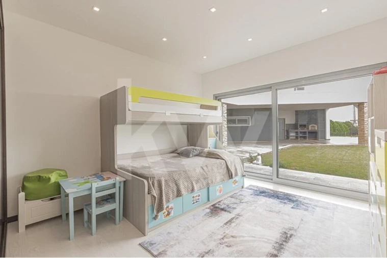 Moradia T4 para Venda em Atouguia da Baleia Foto 42