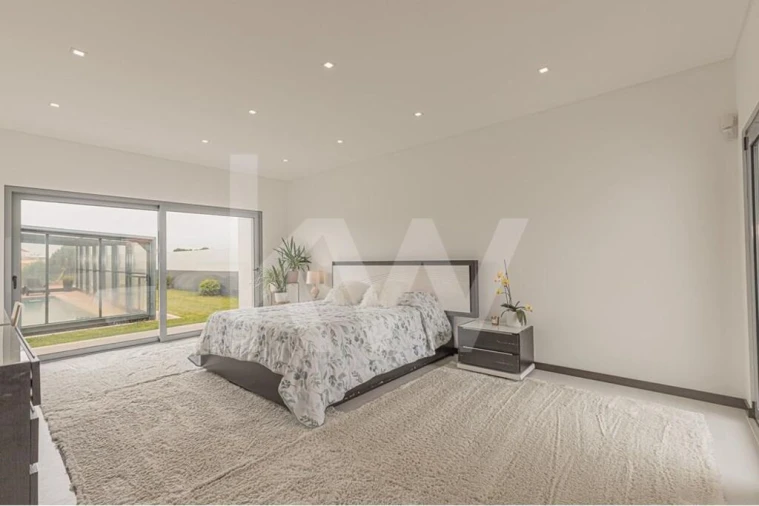 Moradia T4 para Venda em Atouguia da Baleia Foto 29