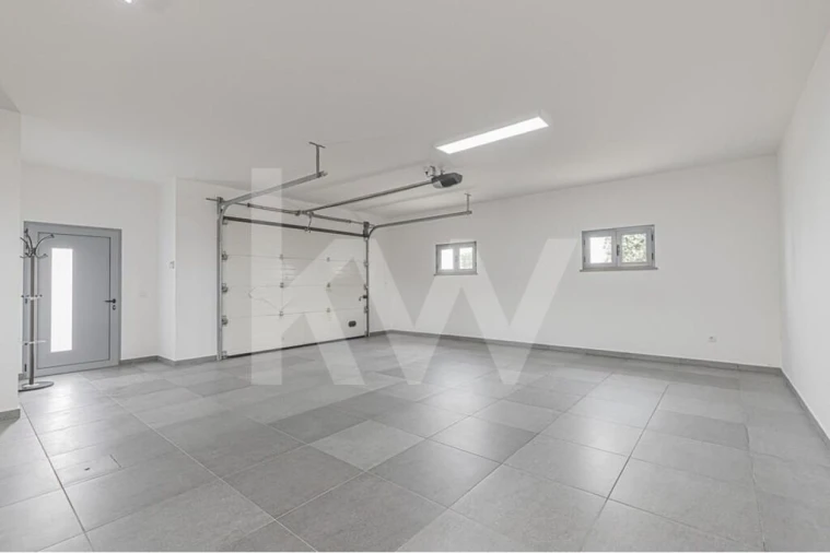 Moradia T4 para Venda em Atouguia da Baleia Foto 48