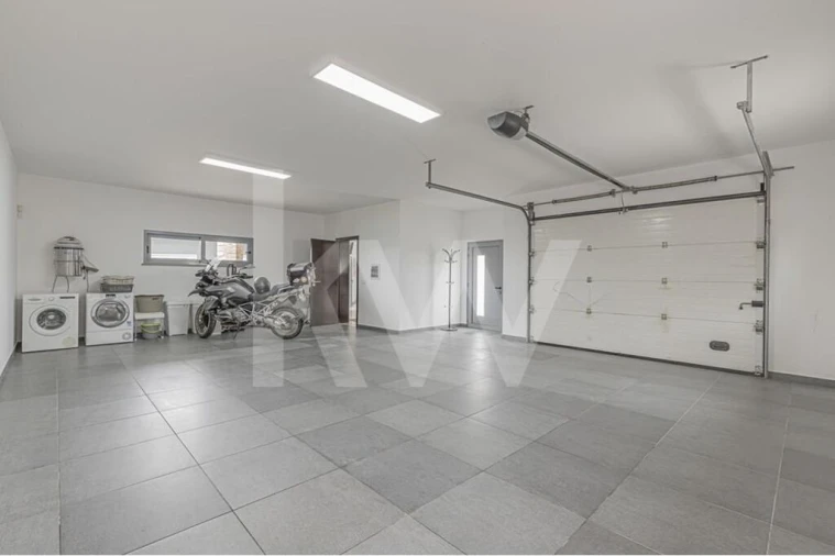 Moradia T4 para Venda em Atouguia da Baleia Foto 47