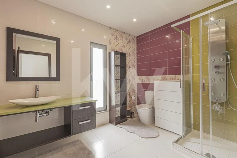 Moradia T4 para Venda em Atouguia da Baleia Foto 35