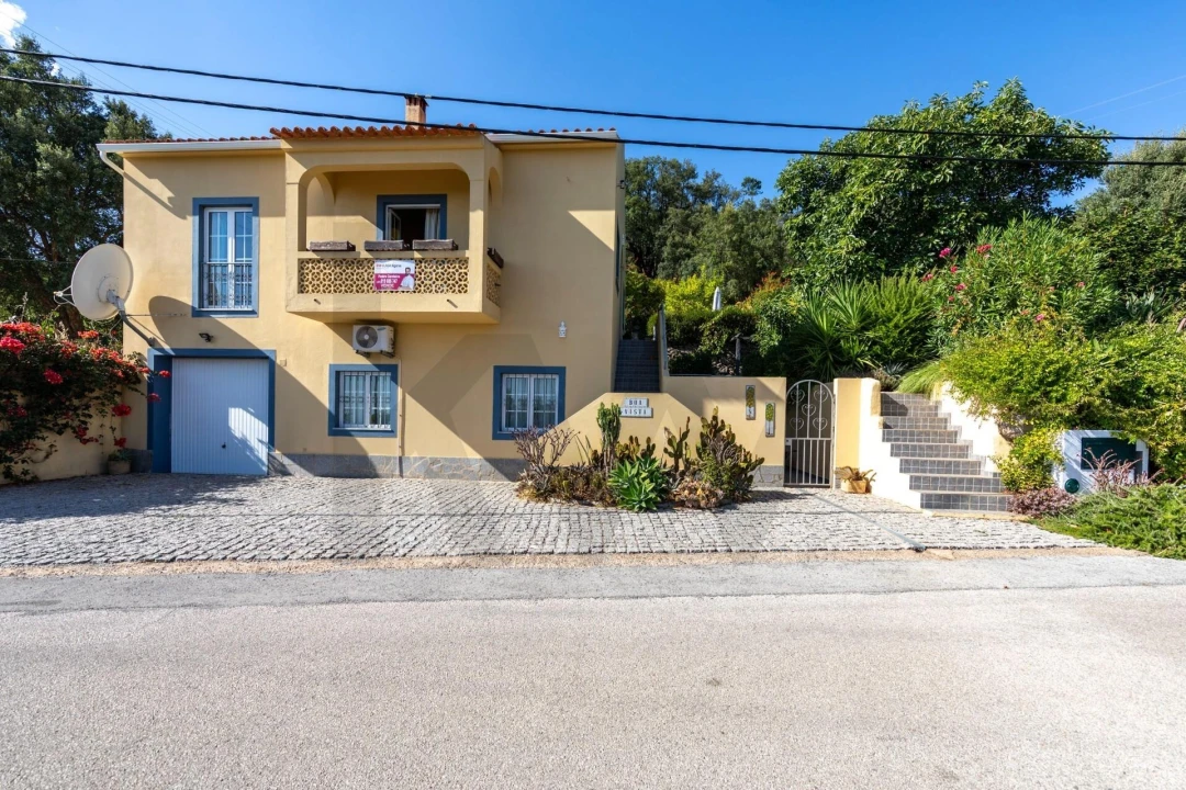 Moradia T3 para Venda em Monchique Foto 1