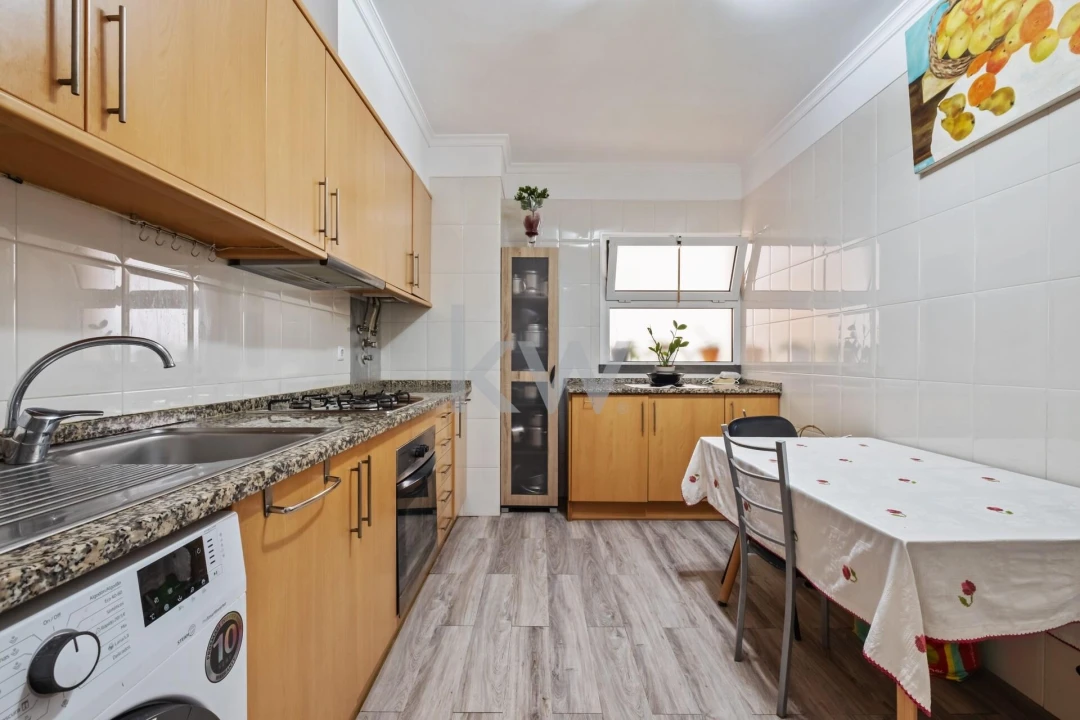 Apartamento T2 para Venda em Caniço Foto 15