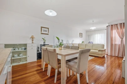 Apartamento T2 para Venda em Caniço