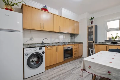 Apartamento T2 para Venda em Caniço