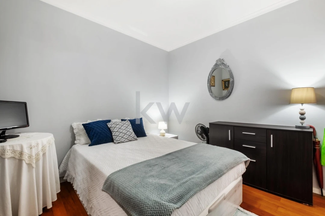Apartamento T2 para Venda em Caniço Foto 11
