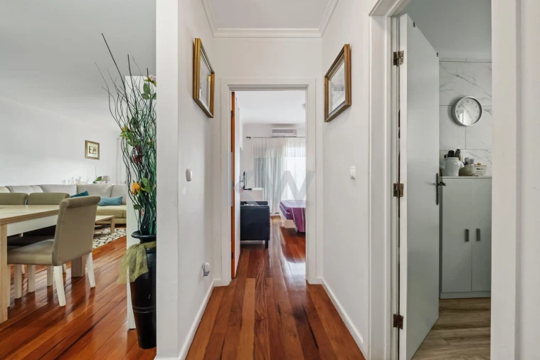 Apartamento T2 para Venda em Caniço Foto 13
