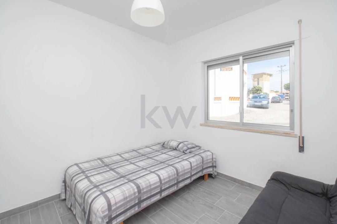 Moradia T6 para Venda em Santo Andre Foto 9