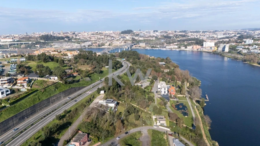 Terreno para Venda em Oliveira do Douro Foto 42