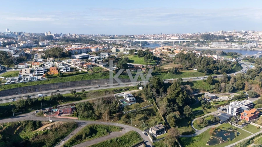 Terreno para Venda em Oliveira do Douro Foto 39