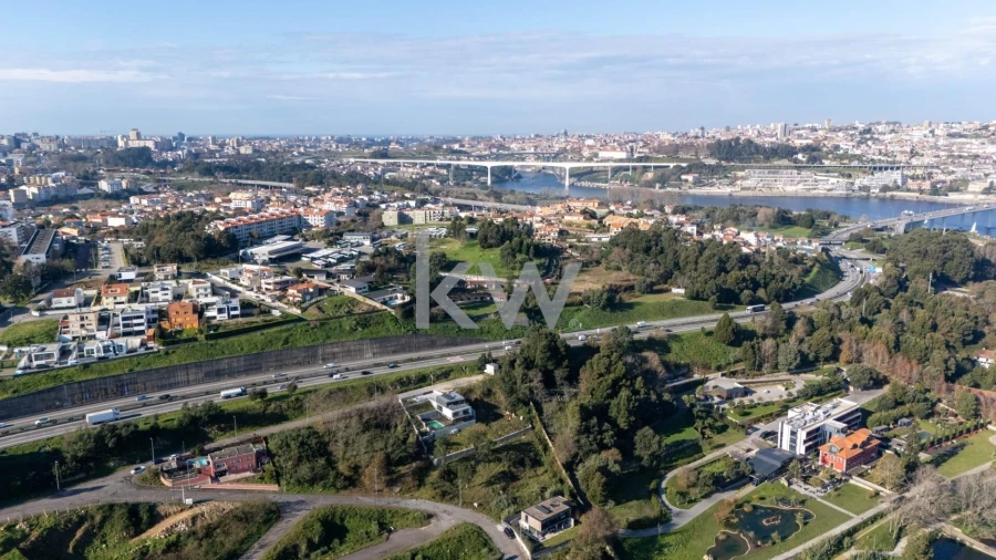 Terreno para Venda em Oliveira do Douro Foto 34