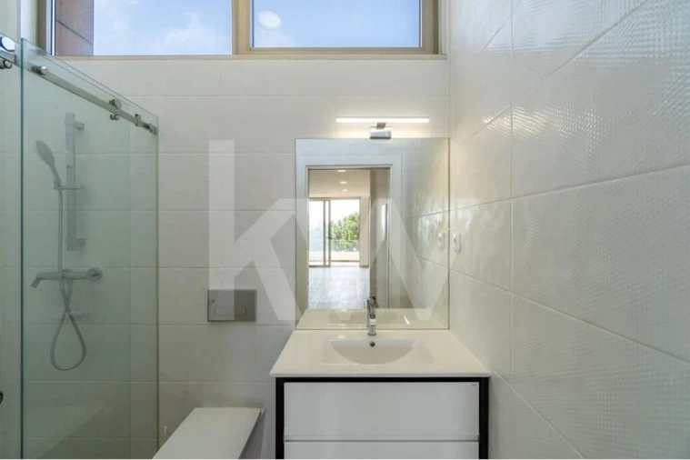 Moradia T3 para Venda em Mexilhoeira Grande Foto 8