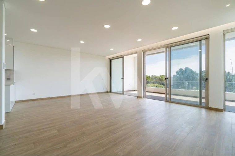 Moradia T3 para Venda em Mexilhoeira Grande Foto 3