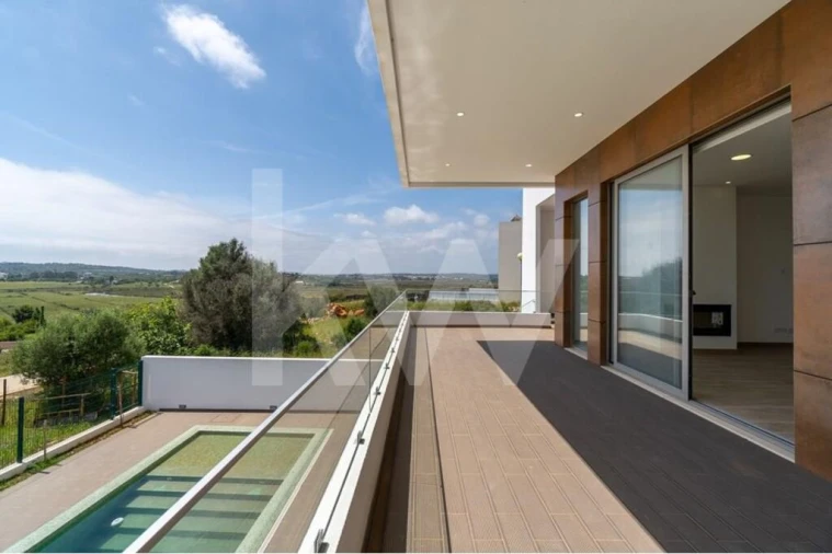 Moradia T3 para Venda em Mexilhoeira Grande Foto 42