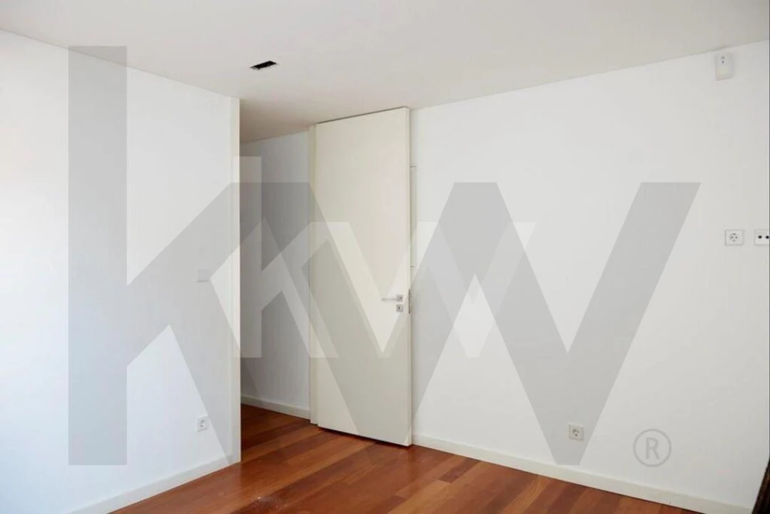 Moradia T2 para Arrendamento em Alvalade Foto 15