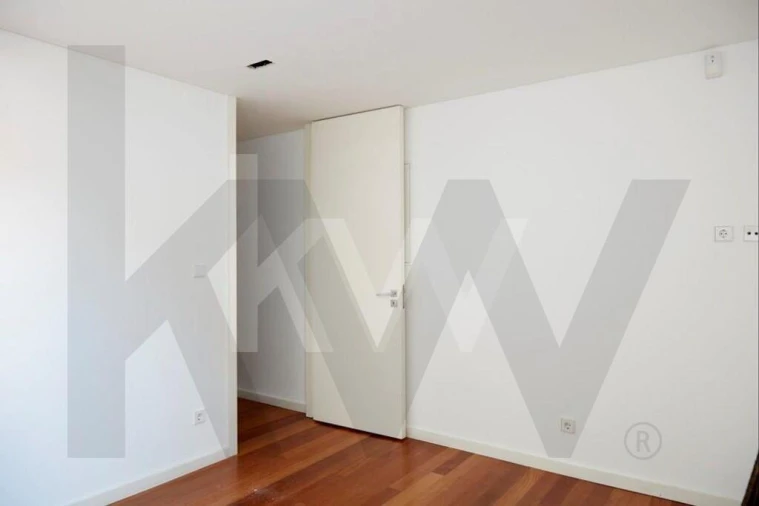 Moradia T2 para Arrendamento em Alvalade Foto 15