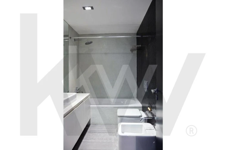 Moradia T2 para Arrendamento em Alvalade Foto 11