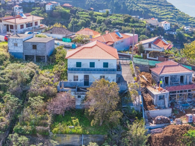 Moradia T3 para Venda em Arco da Calheta Foto 20