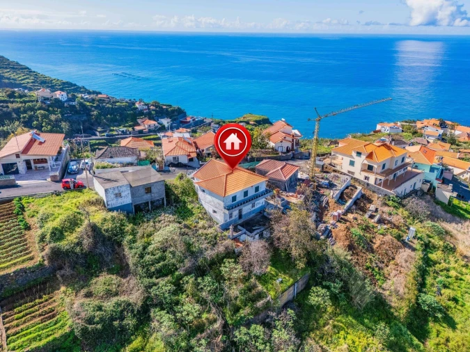 Moradia T3 para Venda em Arco da Calheta Foto 22