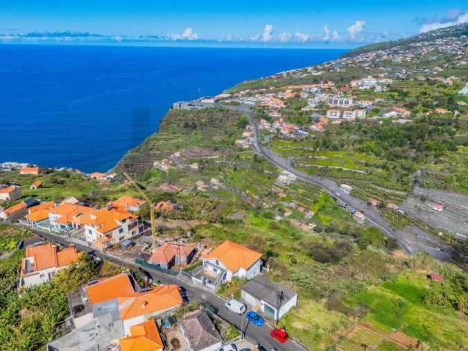 Moradia T3 para Venda em Arco da Calheta Foto 34