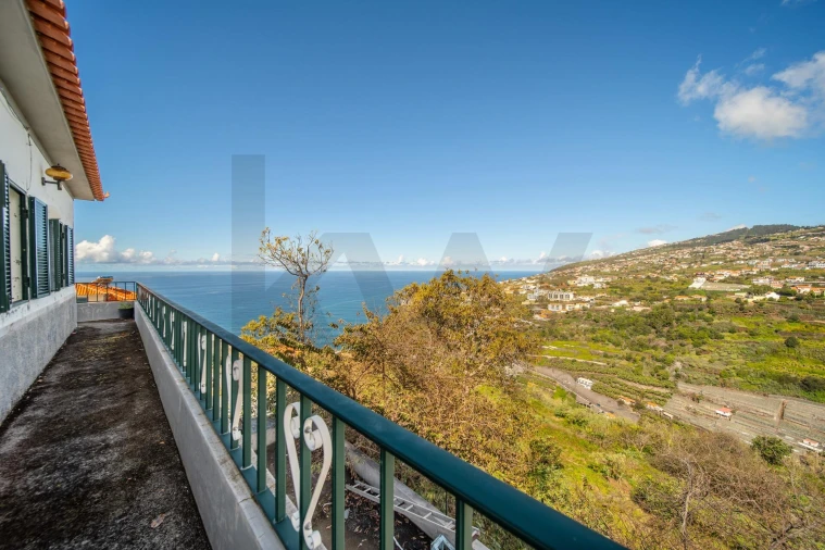 Moradia T3 para Venda em Arco da Calheta Foto 1