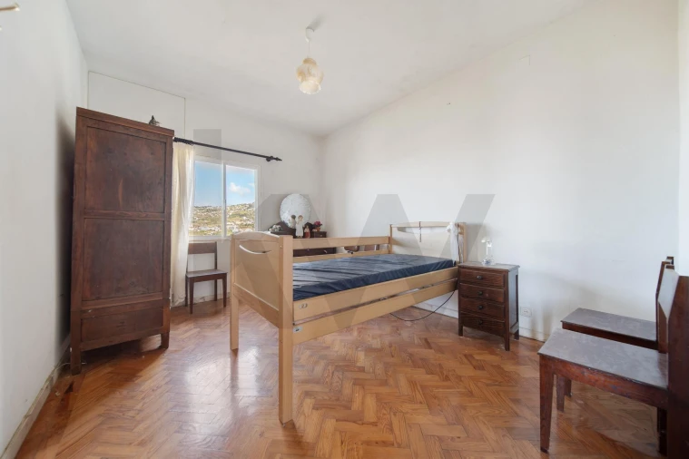 Moradia T3 para Venda em Arco da Calheta Foto 7