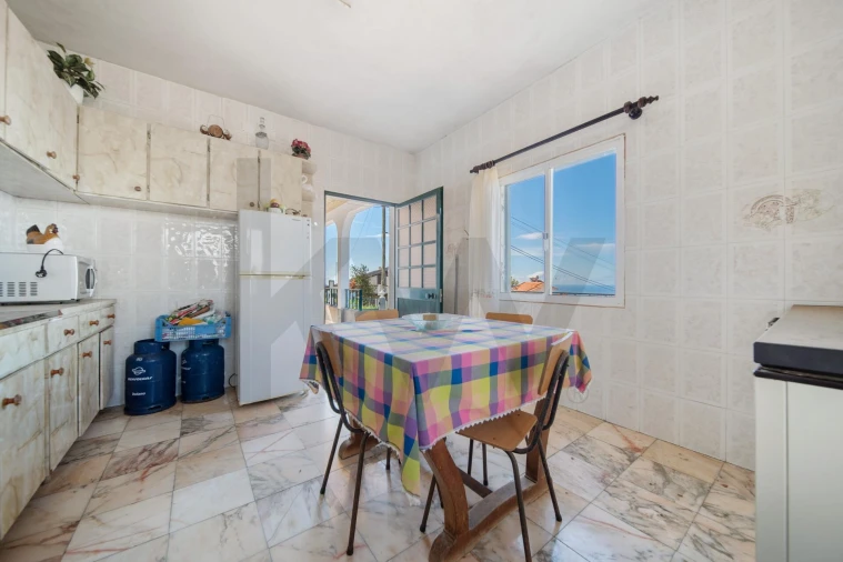 Moradia T3 para Venda em Arco da Calheta Foto 5