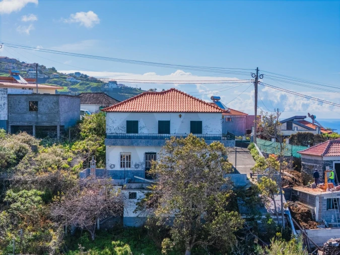 Moradia T3 para Venda em Arco da Calheta Foto 17