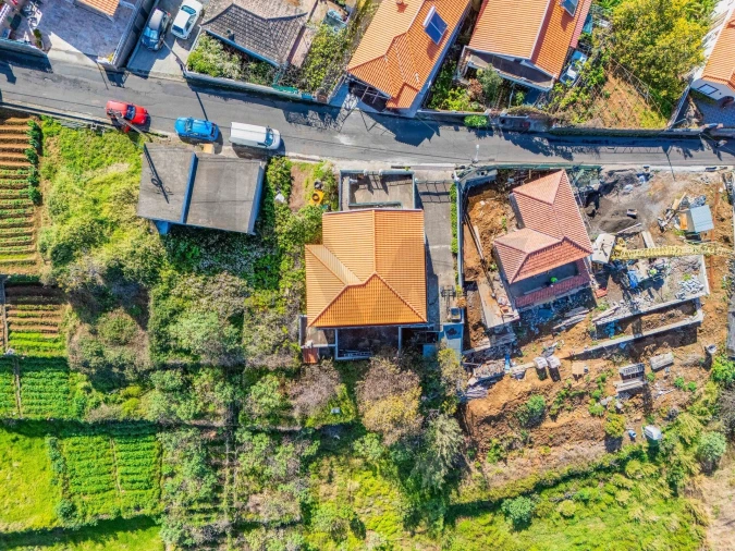 Moradia T3 para Venda em Arco da Calheta Foto 21