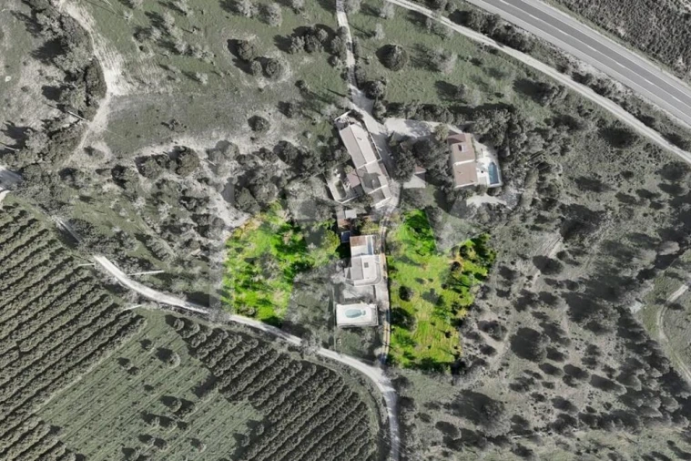 Moradia T3 para Venda em Quelfes Foto 9