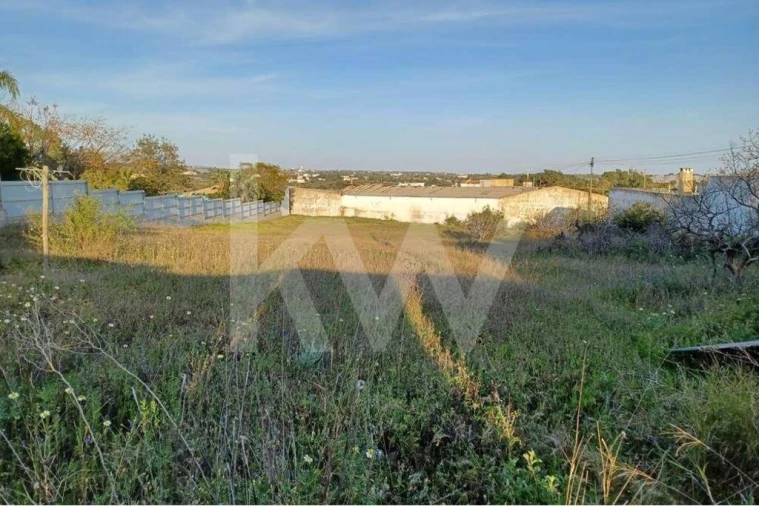 Terreno para Venda em Conceição e Estoi Foto 2