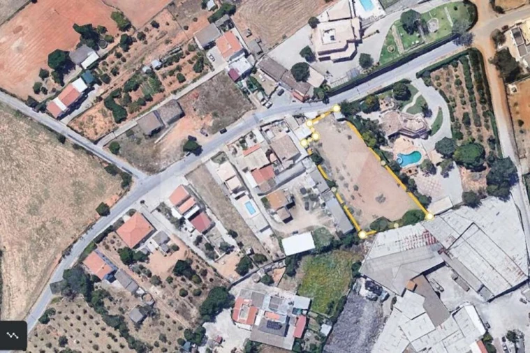 Terreno para Venda em Conceição e Estoi Foto 1