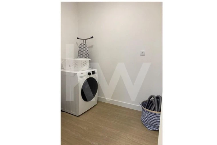 Moradia T3 para Venda em Carvoeira Foto 40