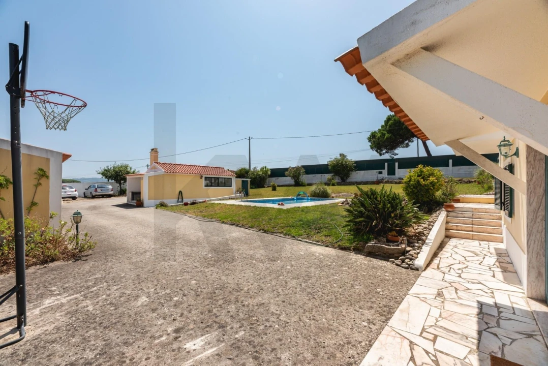 Moradia T4 para Venda em Santa Maria e São Miguel, São Martinho, São Pedro Penaferrim Foto 17