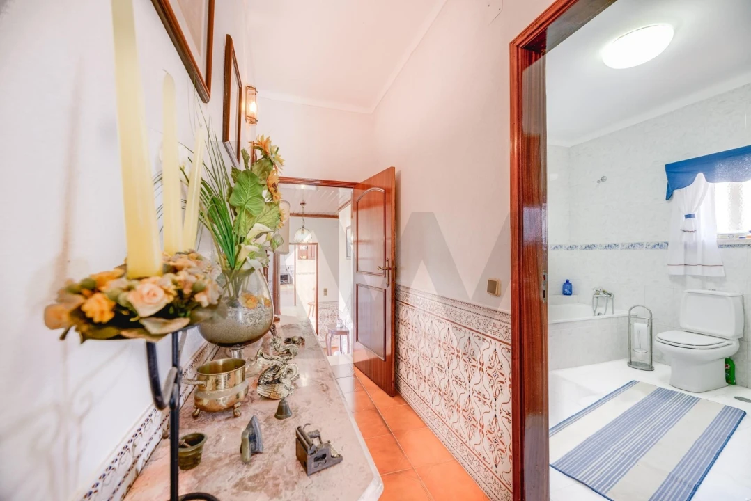 Moradia T4 para Venda em Santa Maria e São Miguel, São Martinho, São Pedro Penaferrim Foto 34